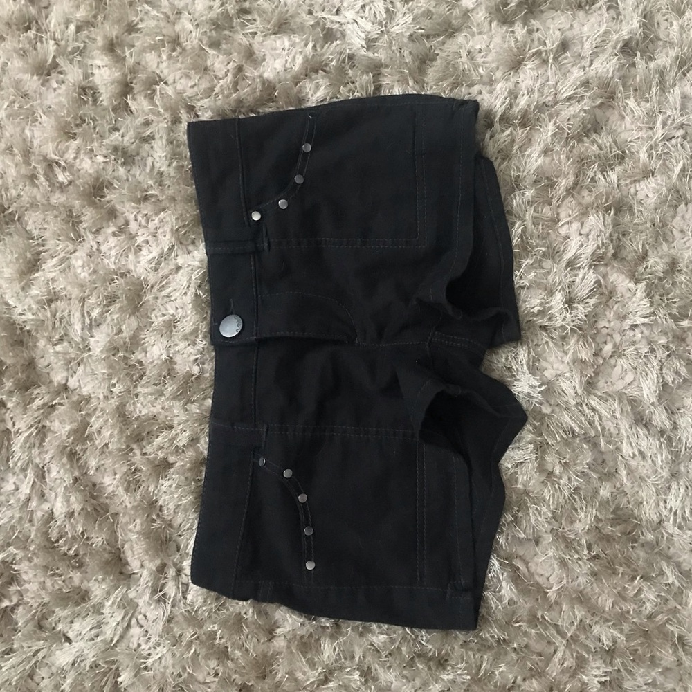NOBO booty shorts